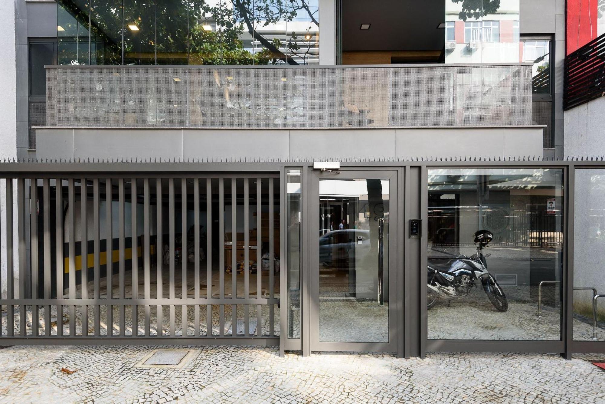 Qto&sala Com Varanda A 170m Da | Fa 49/101 Apartamento *